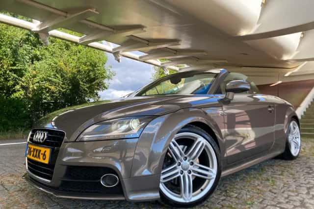 Audi TT (2012) thumbnail 1