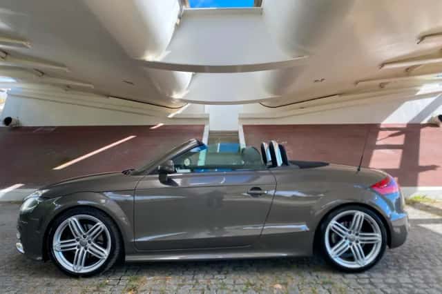 Audi TT (2012) thumbnail 5