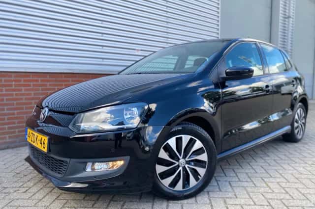 Volkswagen Polo (2014) thumbnail 1