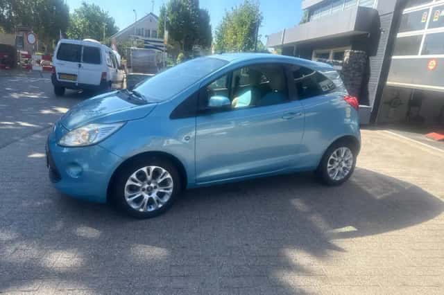 Ford Ka (2009) thumbnail 2
