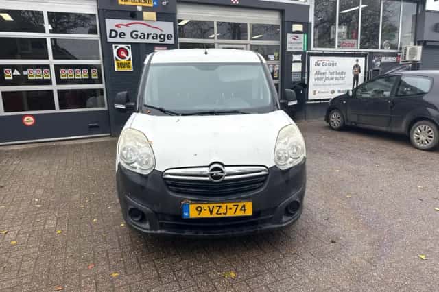 Opel Combo (2012) thumbnail 1