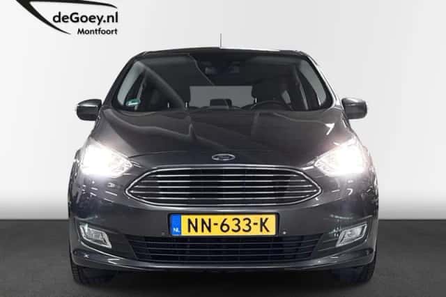 Ford C-Max (2017) thumbnail 3