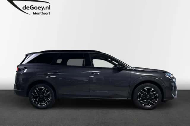 Peugeot 5008 (2025) thumbnail 4