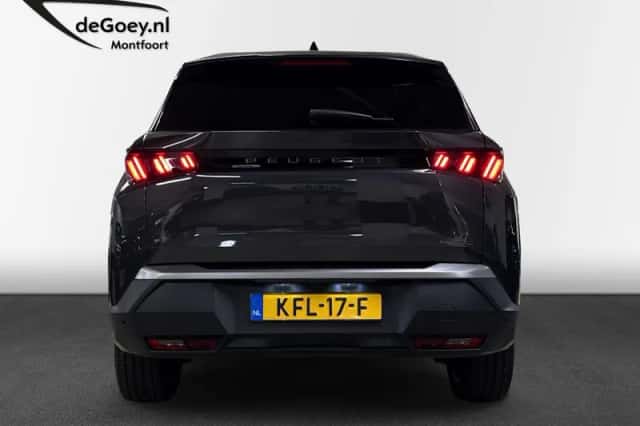 Peugeot 5008 (2025) thumbnail 6