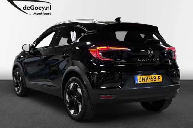 Renault Captur (2024) thumbnail 5
