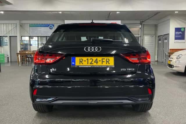 Audi A1 (2022) thumbnail 5