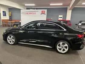 Audi A3 (2022) thumbnail 2