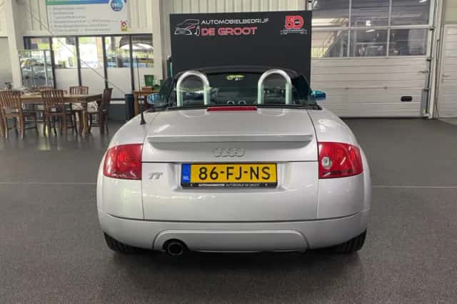 Audi TT (2000) thumbnail 5