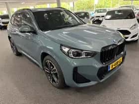 BMW X1 (2022) thumbnail 4