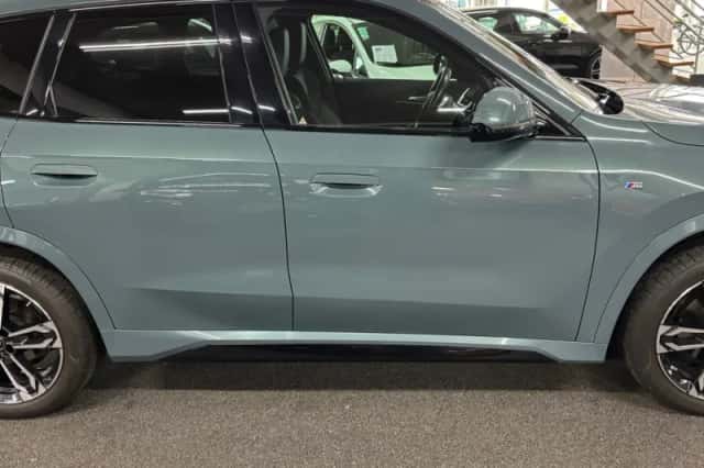 BMW X1 (2022) thumbnail 5