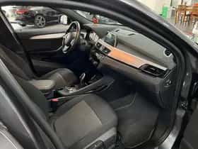 BMW X2 (2019) thumbnail 15