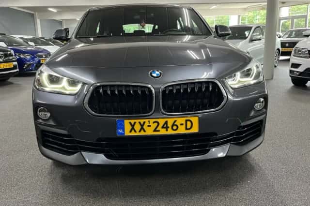 BMW X2 (2019) thumbnail 3