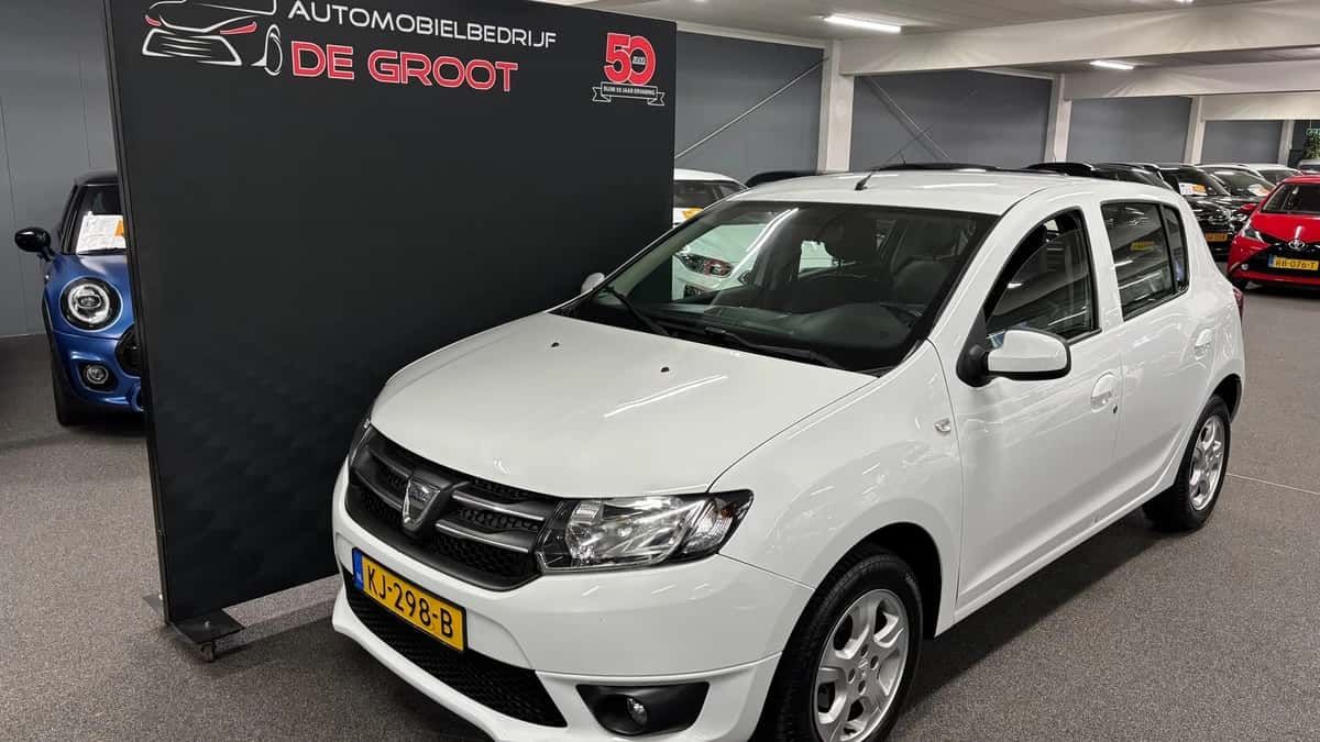 Dacia Sandero (2016) — foto 1