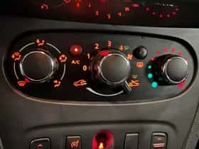 Dacia Sandero (2016) thumbnail 24
