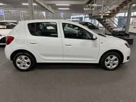 Dacia Sandero (2016) thumbnail 5