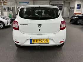 Dacia Sandero (2016) thumbnail 7