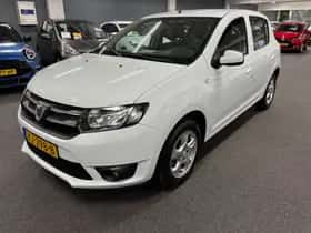 Dacia Sandero (2016) thumbnail 10