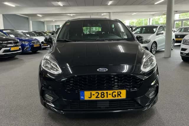 Ford Fiesta (2020) thumbnail 3