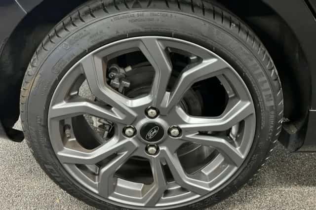 Ford Fiesta (2020) thumbnail 5