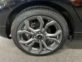 Ford Fiesta (2020) thumbnail 5