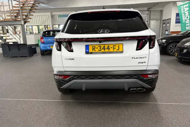 Hyundai Tucson (2022) thumbnail 4