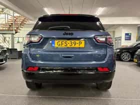 Jeep Compass (2024) thumbnail 3