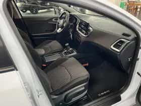 Kia Ceed Sportswagon (2024) thumbnail 40