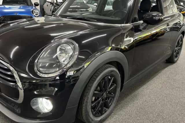 MINI Mini (2020) thumbnail 3