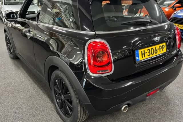 MINI Mini (2020) thumbnail 5