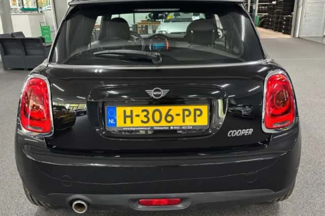 MINI Mini (2020) thumbnail 6
