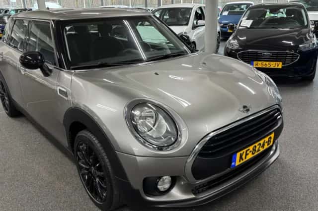 MINI Clubman (2016) thumbnail 4