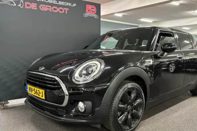 MINI Clubman (2016) thumbnail 1