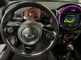 MINI Clubman (2016) thumbnail 12