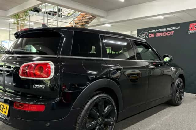 MINI Clubman (2016) thumbnail 4