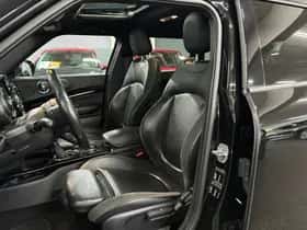 MINI Clubman (2016) thumbnail 8