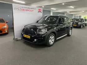 MINI Countryman (2017) thumbnail 2