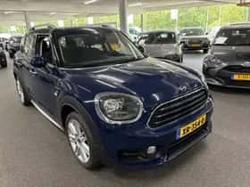 MINI Countryman (2019) thumbnail 4
