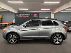 Mitsubishi ASX (2016) thumbnail 2