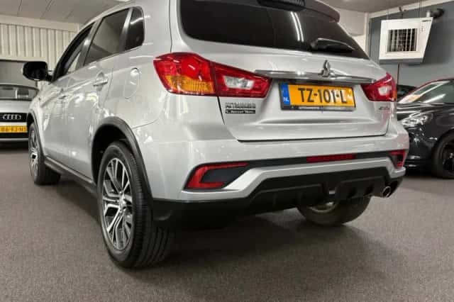 Mitsubishi ASX (2018) thumbnail 4