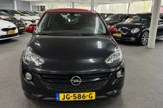 Opel Adam (2016) thumbnail 3