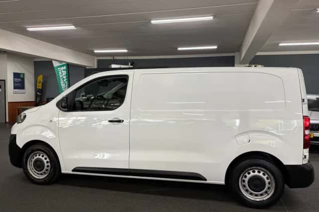 Peugeot Expert (2020) thumbnail 2