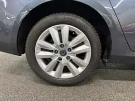 Renault Mégane (2021) thumbnail 6