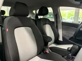SEAT Ibiza (2013) thumbnail 24