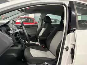 SEAT Ibiza (2013) thumbnail 9