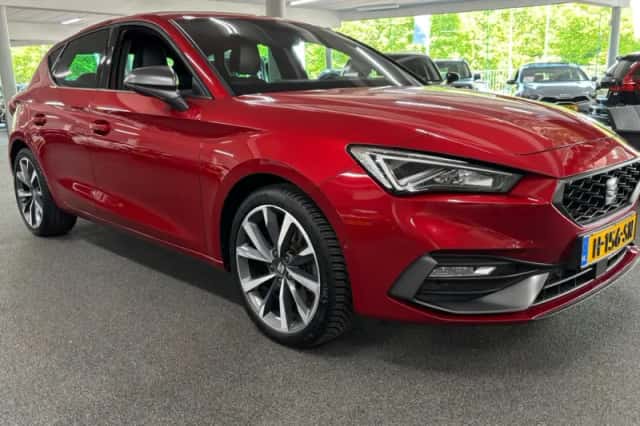 SEAT Leon (2020) thumbnail 4