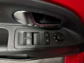 SEAT Mii (2015) thumbnail 16