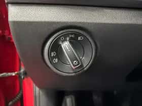 SEAT Mii (2015) thumbnail 17