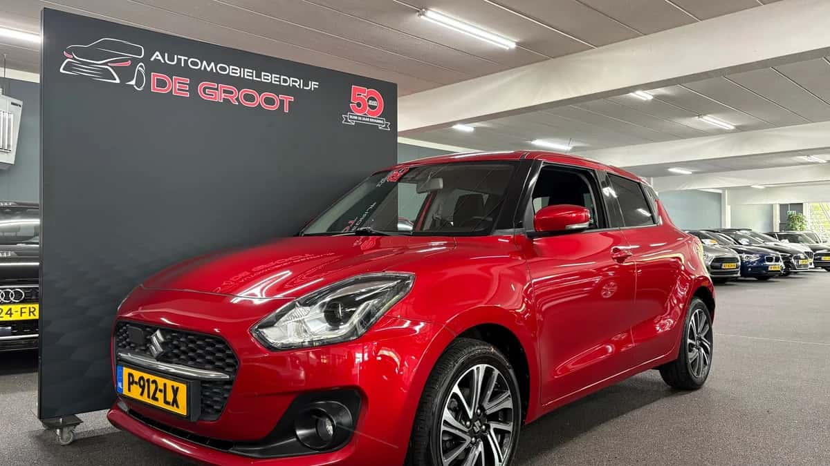 Suzuki Swift (2022) — foto 1