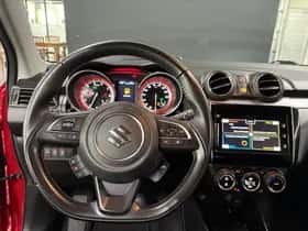 Suzuki Swift (2022) thumbnail 12
