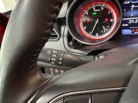 Suzuki Swift (2022) thumbnail 16